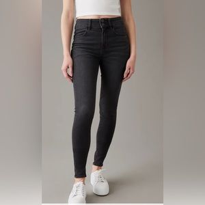 NWT AMERICAN EAGLE Next Level Stretch Super High Waist Denim Jeggings Sz 27